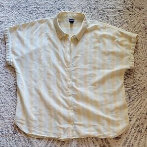Patagonia Women's Organic Cotton/Hemp Button Down Short Sleeve Shirt Size Large